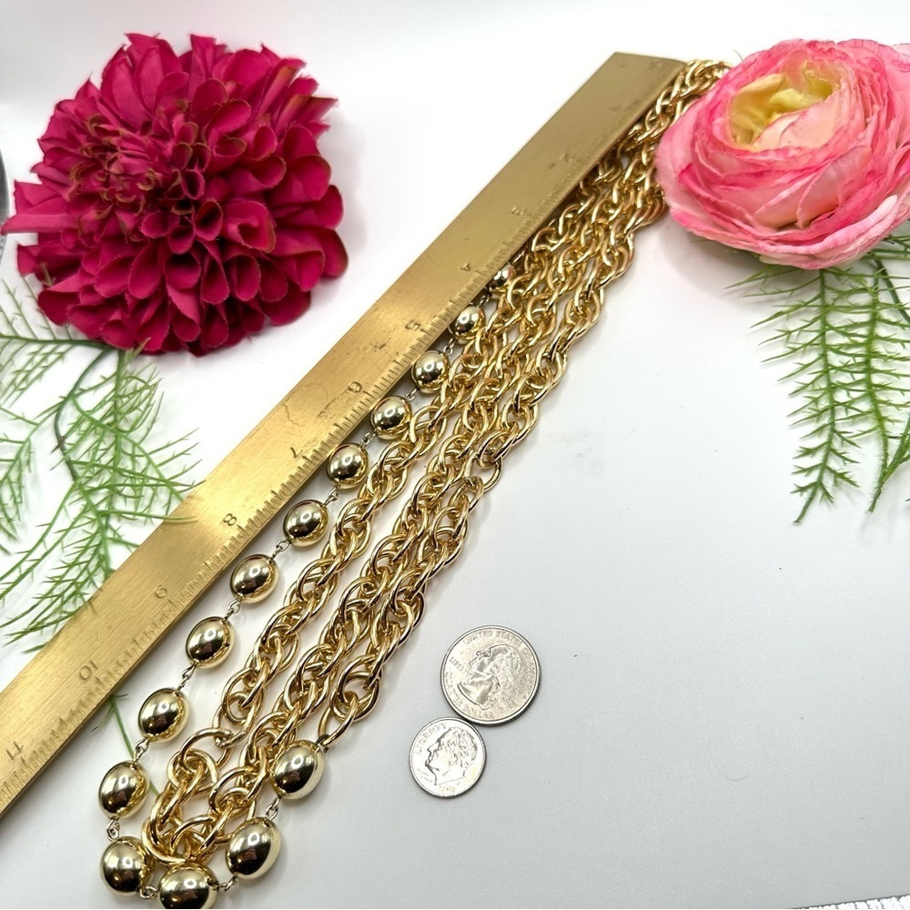NEW⚜️Chunky Golden Lightweight Chain Necklace - Picture 4 of 4